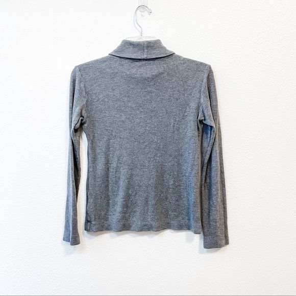 Uniqlo Heattech Turtle Neck Long Sleeved Top Gray - Picture 5 of 5
